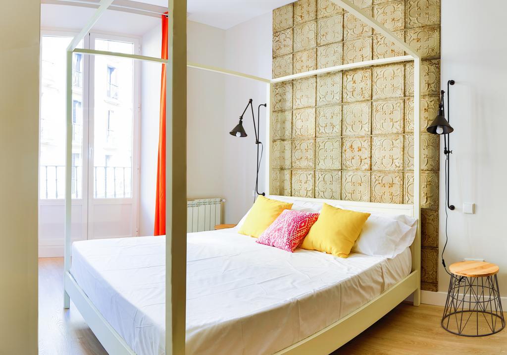 Urban Vida La Latina Apartment Madrid Bilik gambar